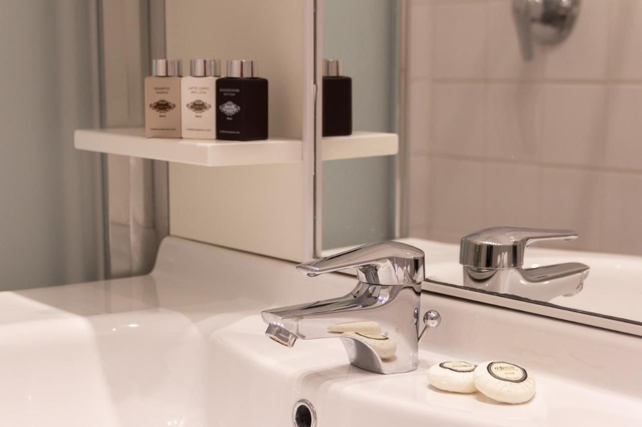 Harry'S Bar Trevi Luxury Apartments - Spagna Rome Exterior photo