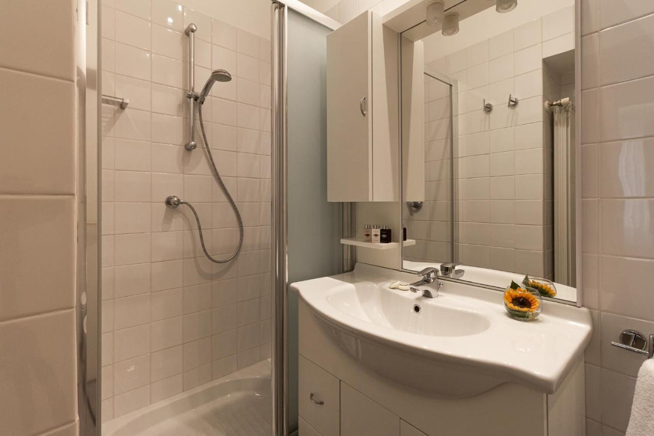 Harry'S Bar Trevi Luxury Apartments - Spagna Rome Exterior photo